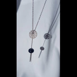 Collier "Étreinte" en Agate noire