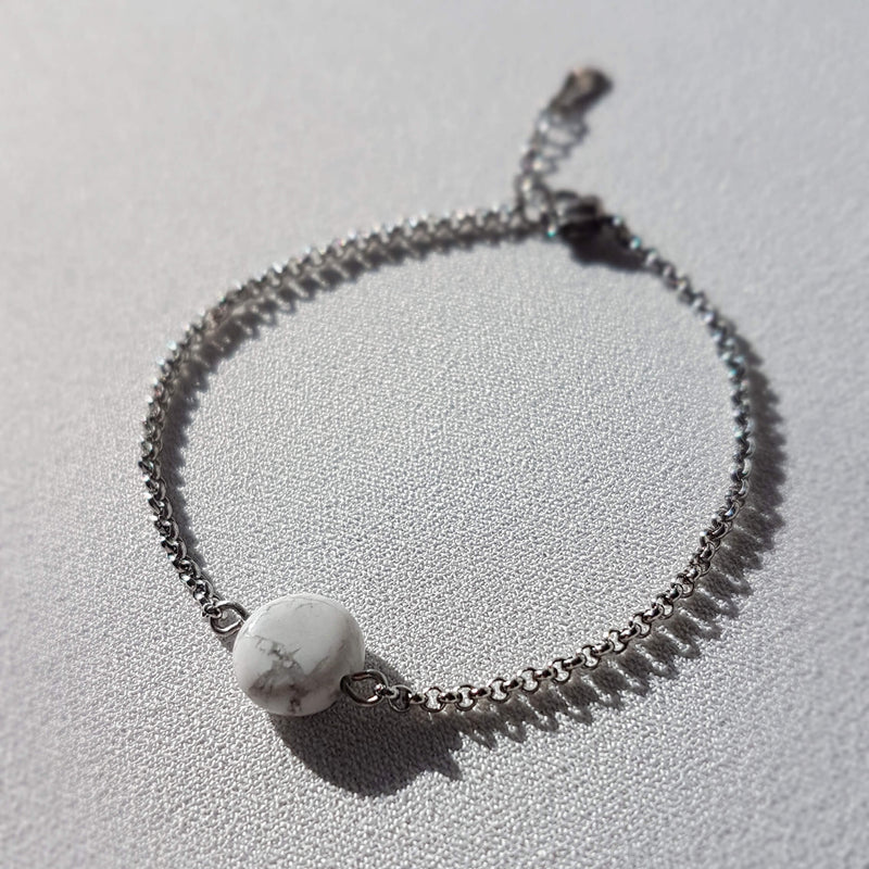 Bracelet "Entourer" en Howlite