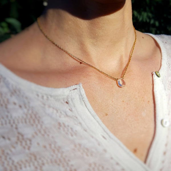 Collier "Goutte de vie" en Cristal de roche